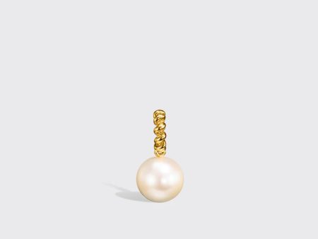 Beaching White Pearl Pendant For Sale