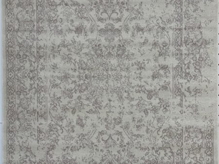 Logan Ivory Grey Traditional Persian Contemporary Area Rug For Sale